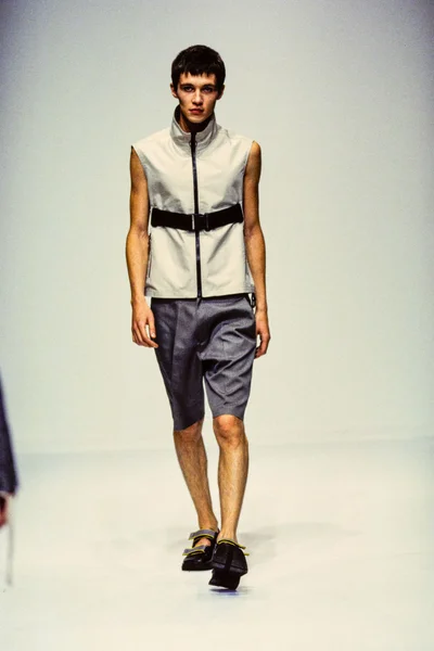 Look 11